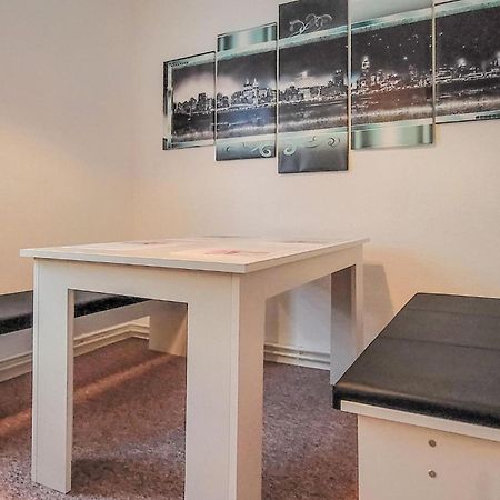 2 Bedroom Nice Apartment In Friedrichroda Exterior foto